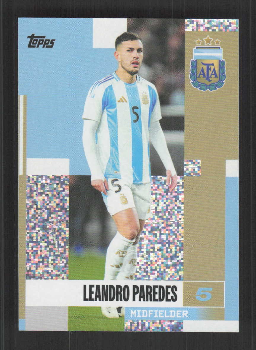 Leandro Paredes 2024-25 Topps Argentina Team Set Sparkle Foil #9