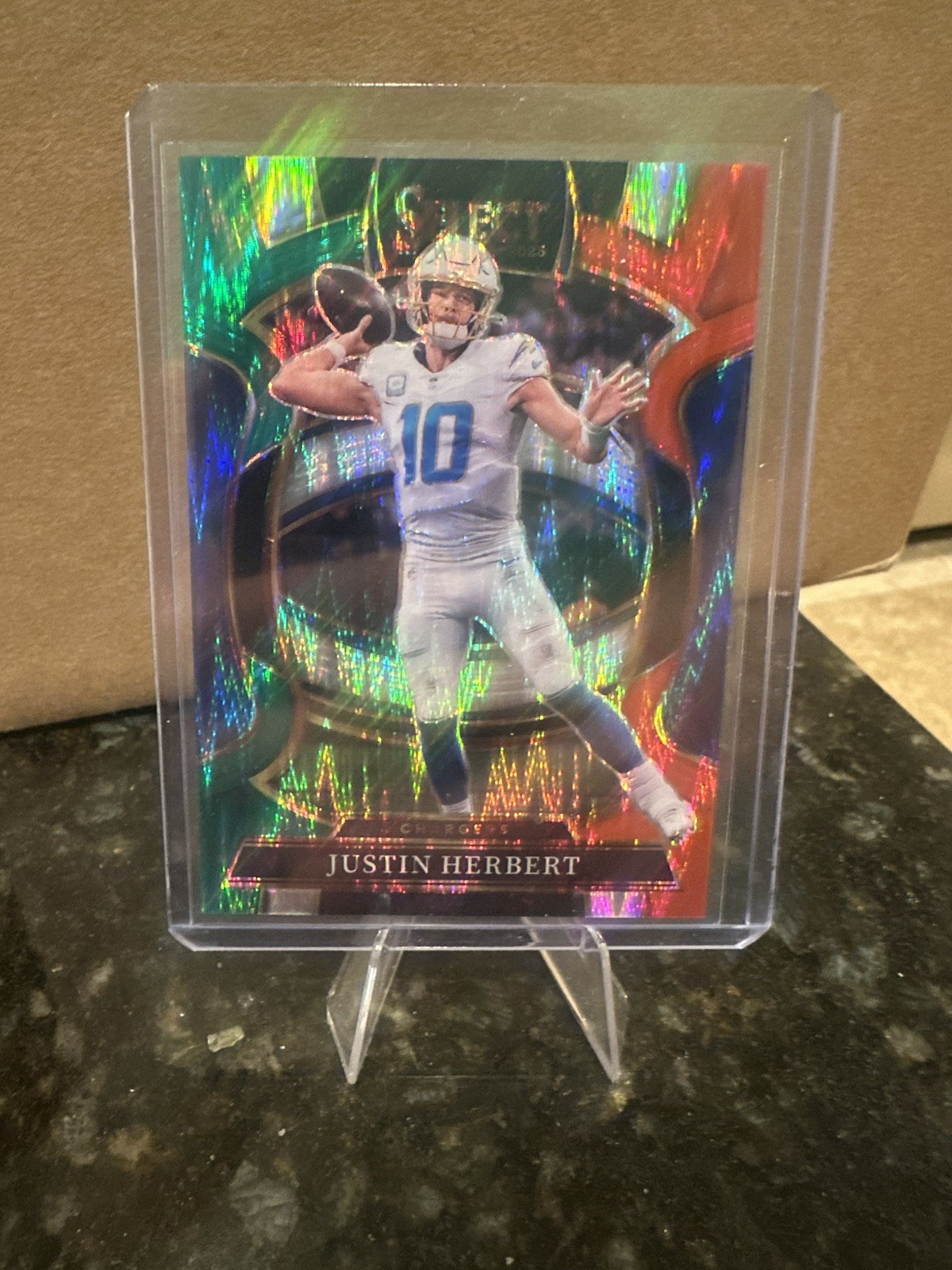 2025 Panini Select – Concourse Justin Herbert #1 Red & Green Shock Prizm
