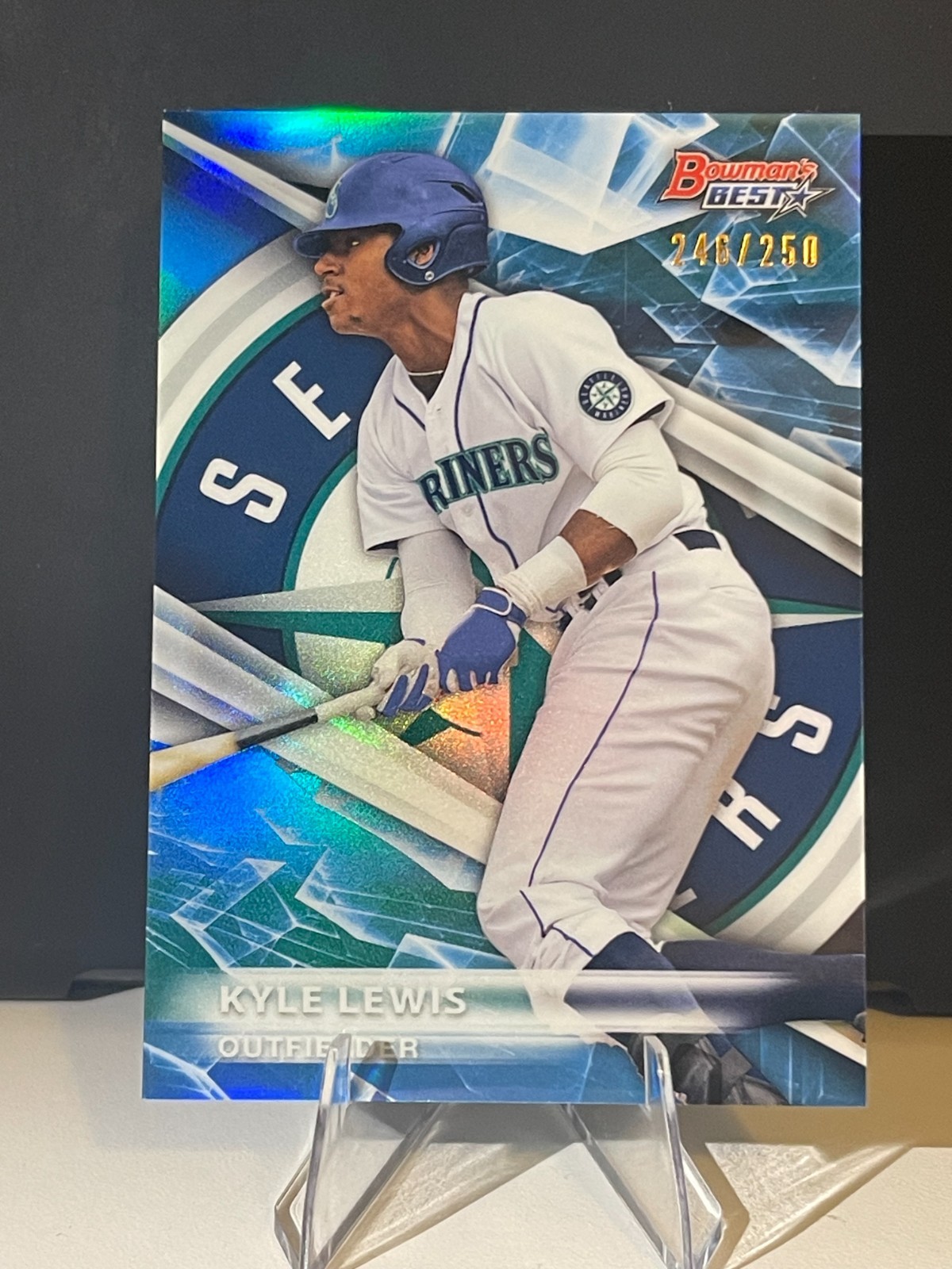 2016 Bowman’s Best Top Prospects Kyle Lewis Blue Refractor #TP-22 /250 RC – NM