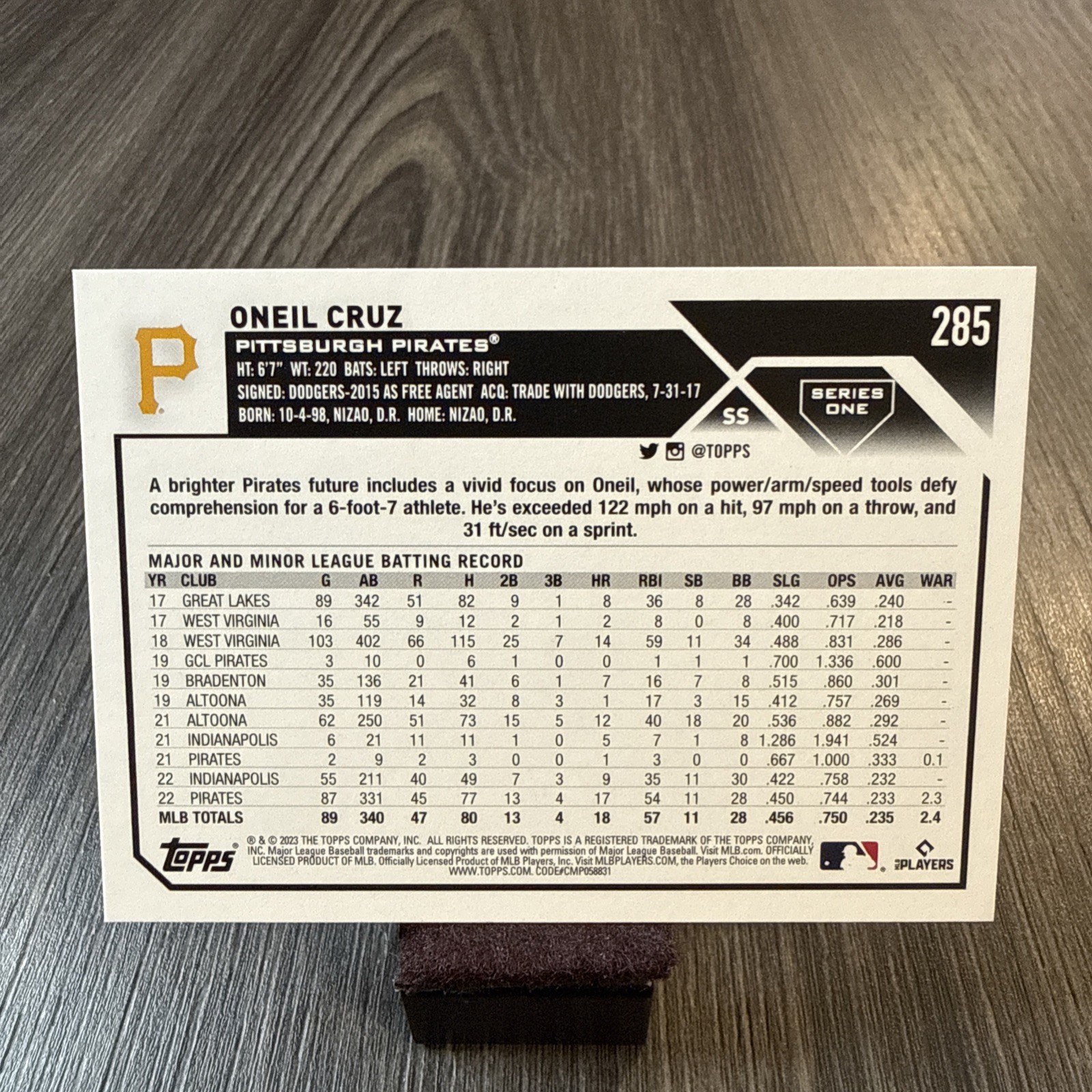 2023 Topps Series 1 1st Edition Future Stars Oneil Cruz #285 Pittsburgh Pirates