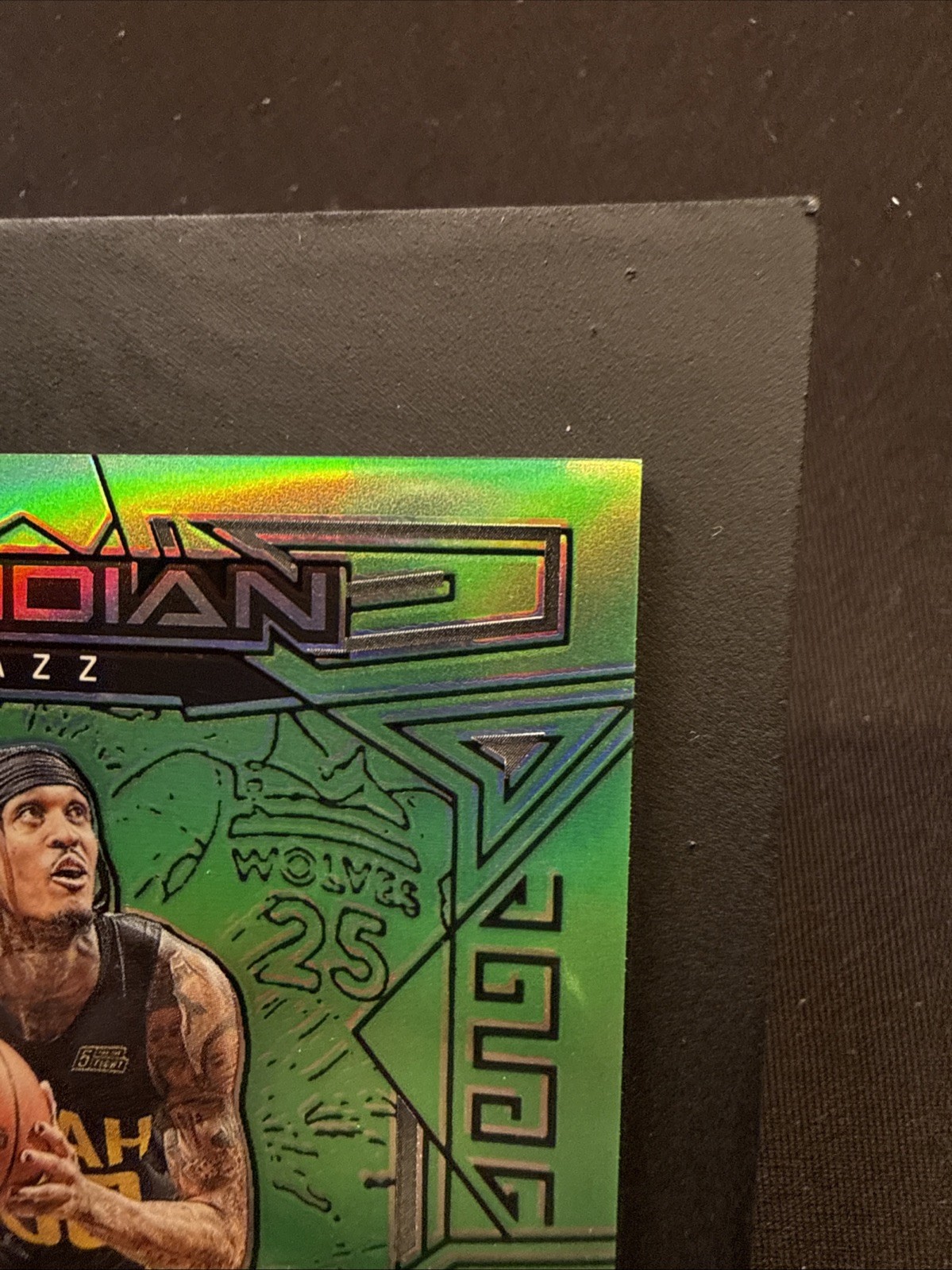 Jordan Clarkson 2022-23 Panini Obsidian Basketball Green Flood Prizm /25 #43