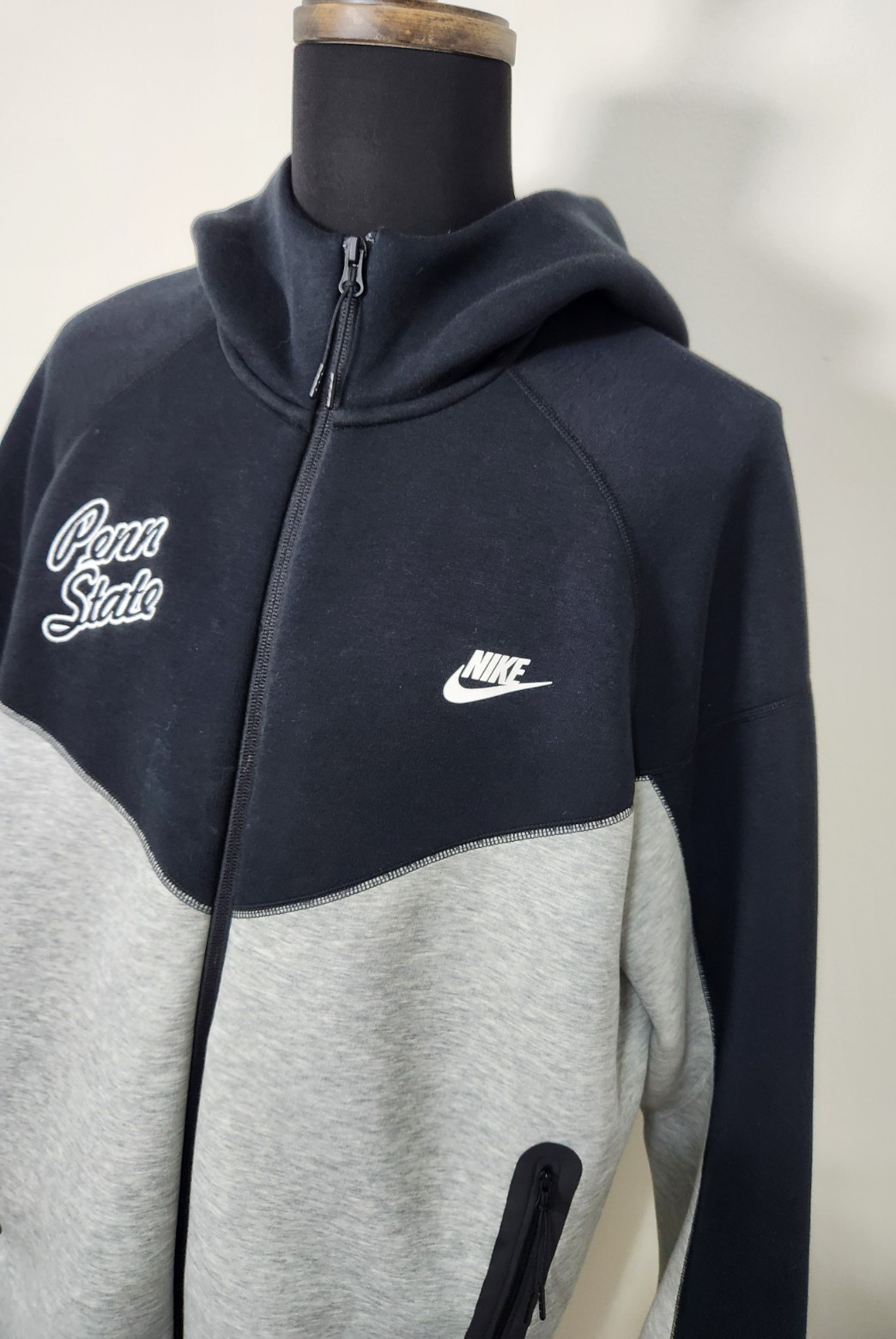 Penn State University Nike Tech Zip Up Hoodie Sweatshirt Gray and Black Size XL