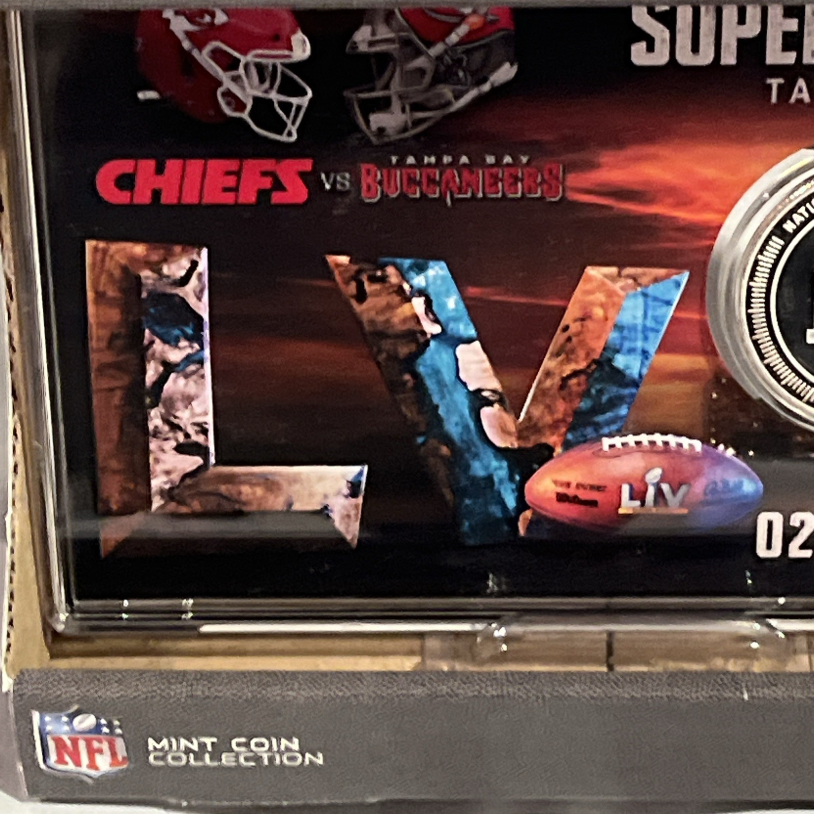 Highland Mint Super Bowl LV Chiefs VS Buccaneers Commemerative Coin Orig Pkg!!