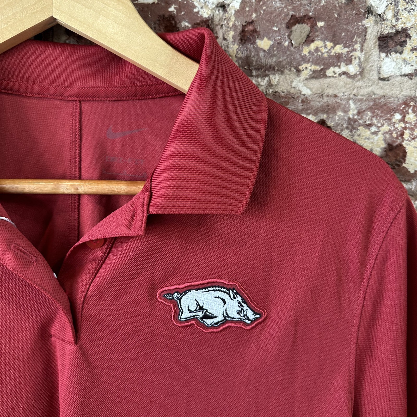 Arkansas Razorbacks Polo Shirt Womens Large Red Dri Fit Short Sleeve