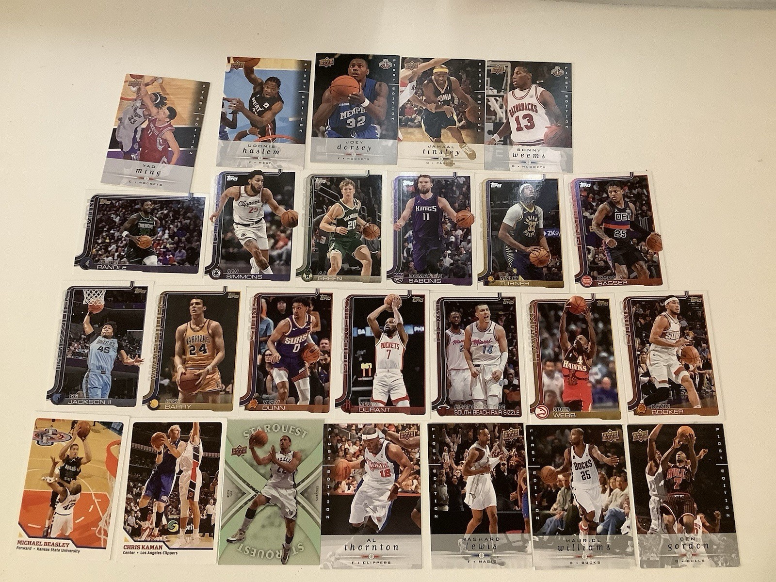 Basketball Cards Lot Of 25 As Shown