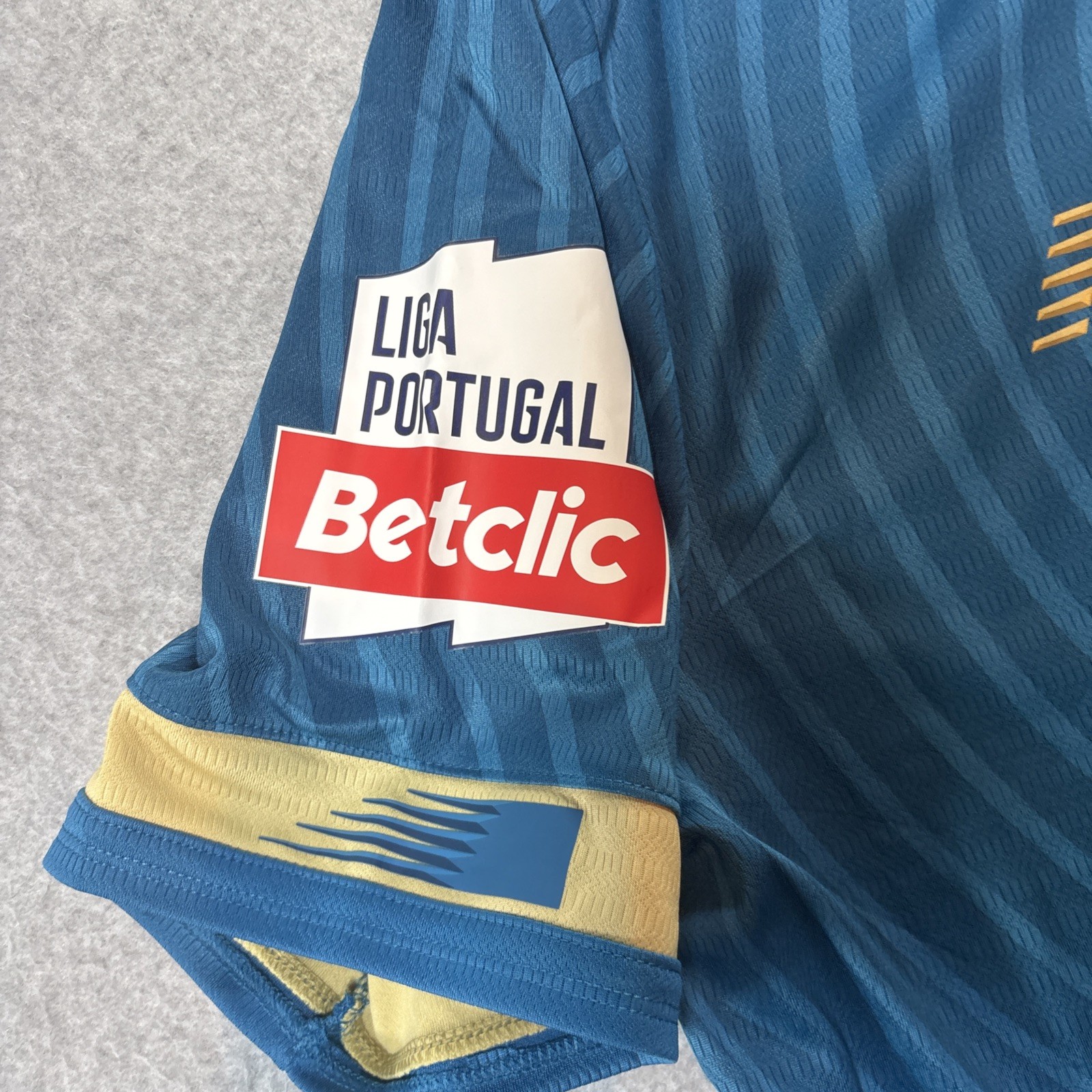 2023-24 New Balance Men’s FC Porto Third Soccer Jersey Portugal Men’s L