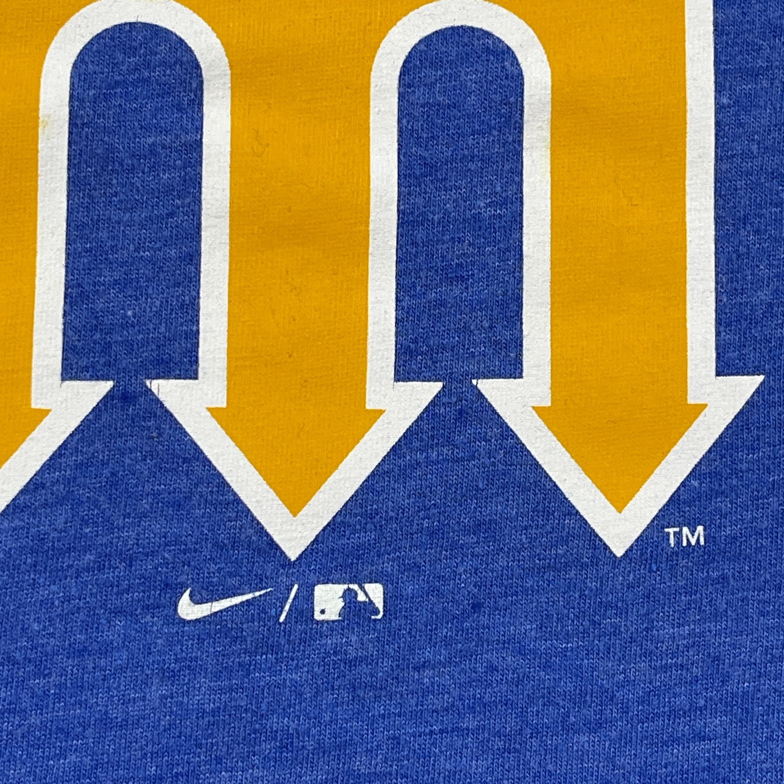 NIKE MLB Seattle Mariners Cooperstown Trident Shirt Small 18×26 Blue
