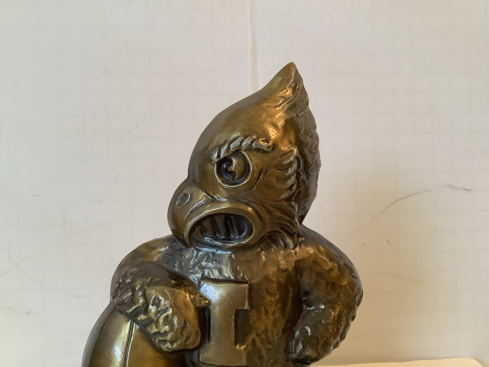 Iowa State University ISU Cyclones Mascot Cy The Cardinal 6.75″ Metal Bank