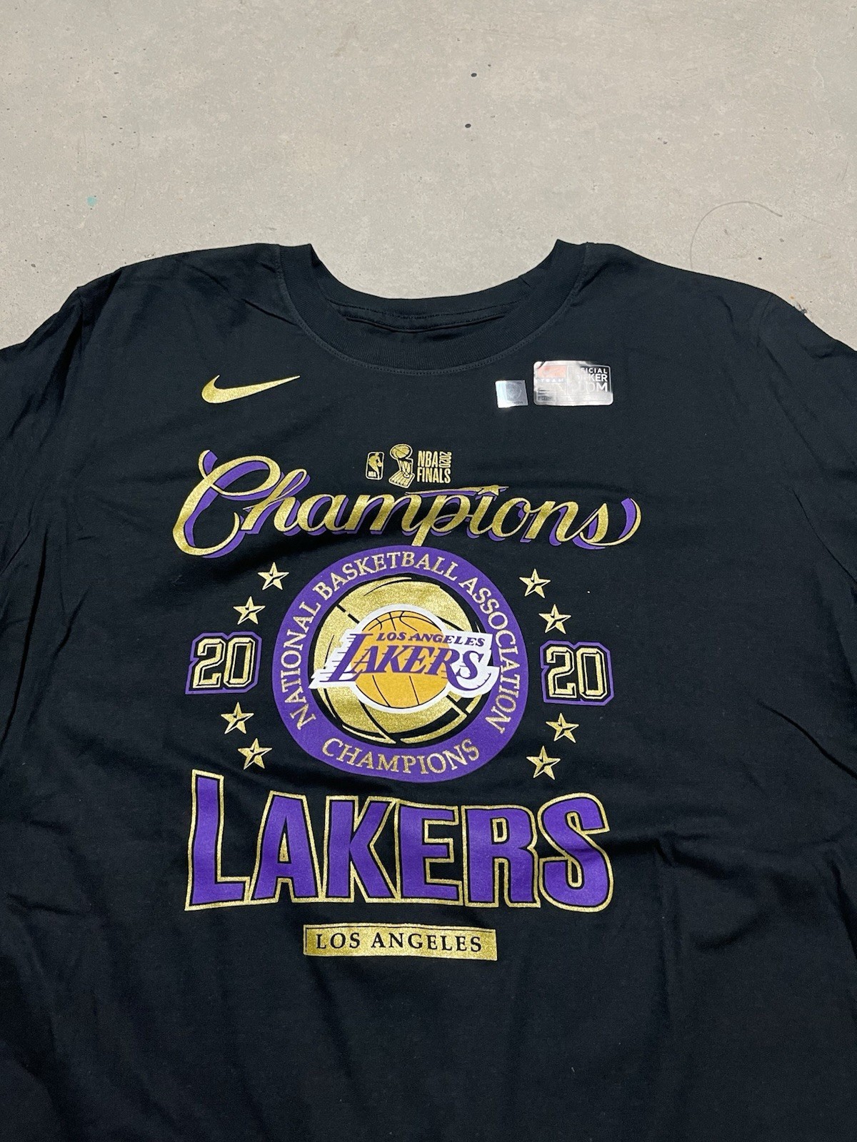 NEW Men’s Los Angeles Lakers Nike 2020 NBA Finals Champions Locker Room T-Shirt