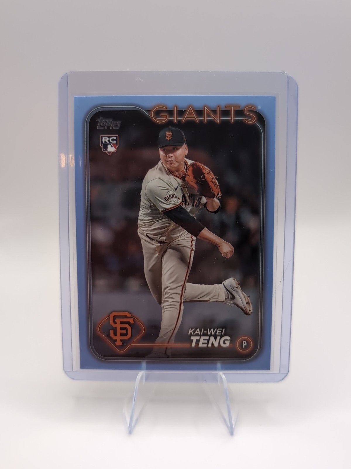 2024 Topps Update Kai-Wei Teng #US 212 Father’s Day Blue Rookie RC #/50