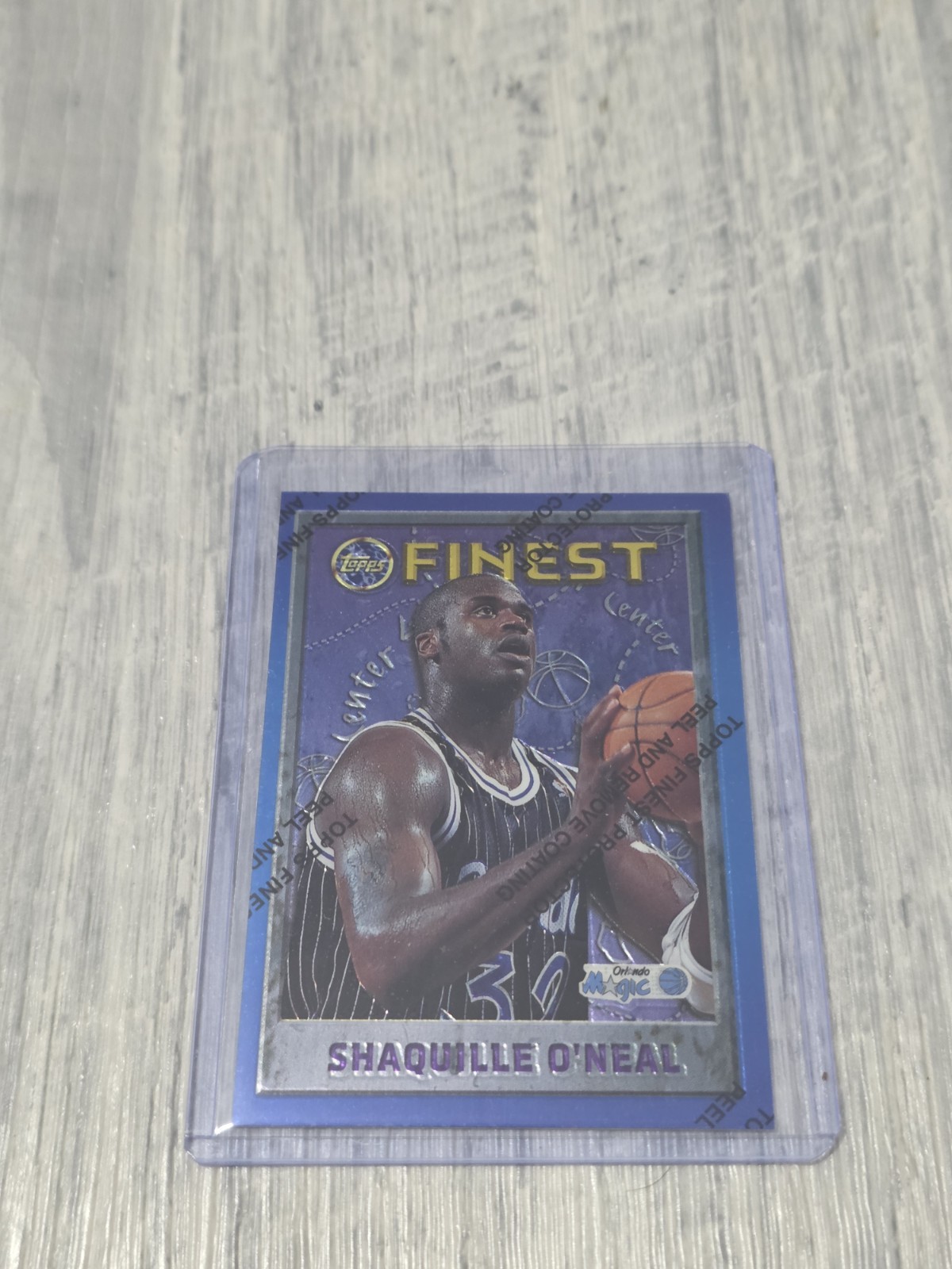 1995-96 Topps Finest #32 Shaquille O’Neal With Protective Coating – D848