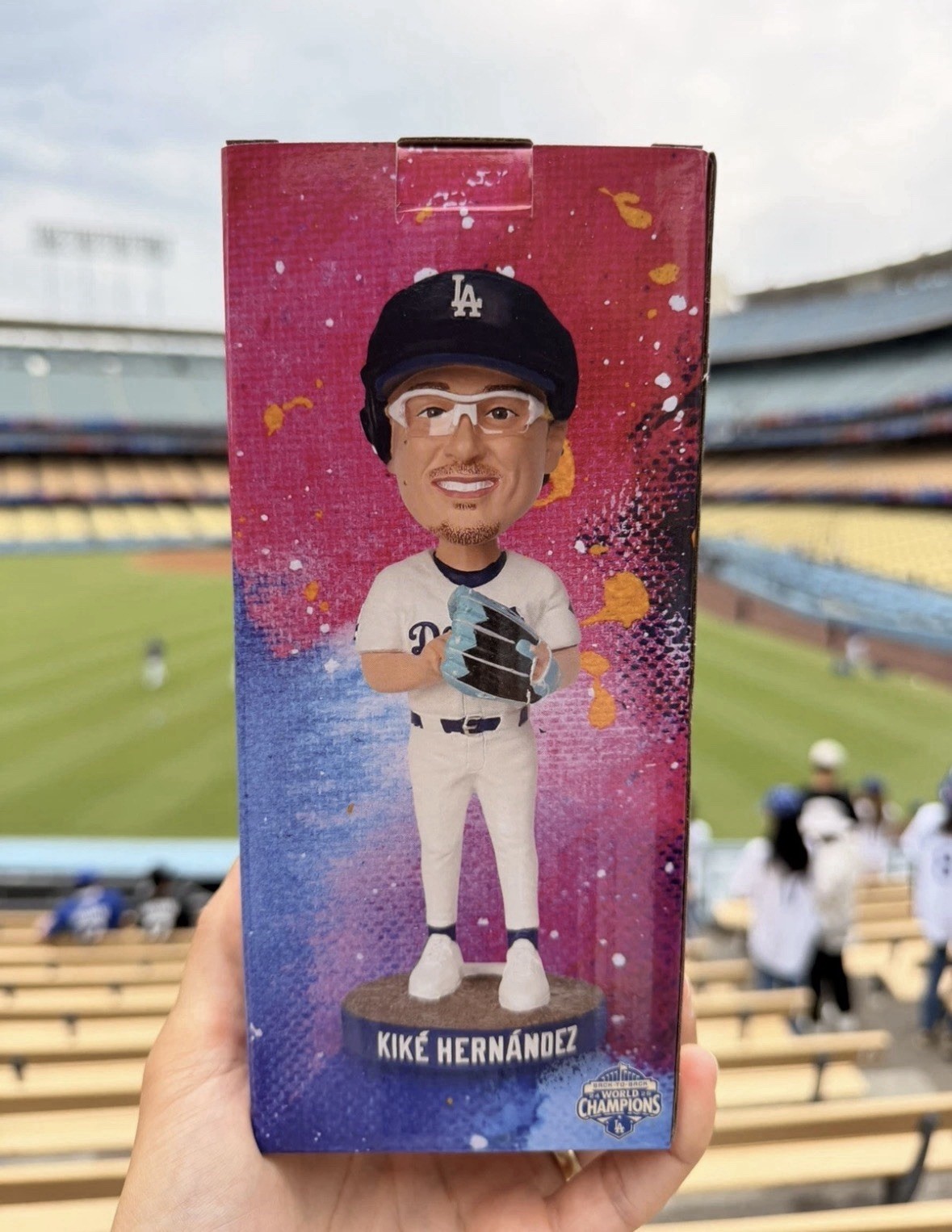 🇵🇷🧢Kike Hernandez Pitching Helmet Dodgers Bobblehead 7/12/26 PRESALE🧢🇵🇷