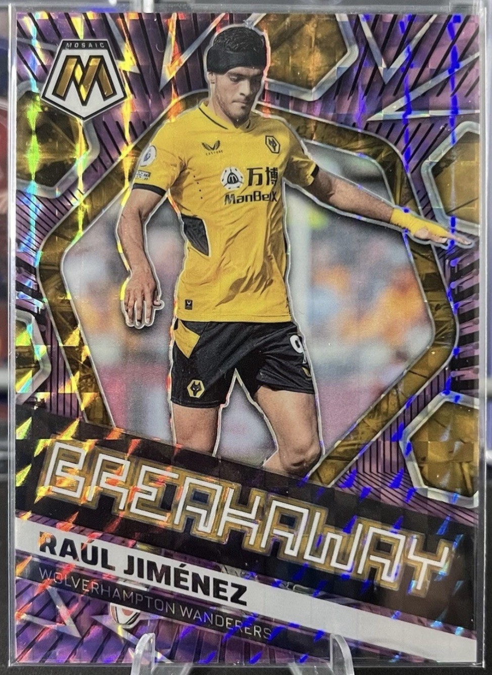 ??2021-22 Panini Mosaic Premier League Raul Jimenez Breakaway Purple /50 NM?