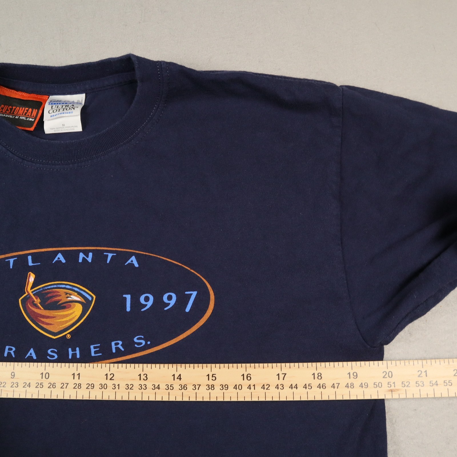 Atlanta Thrashers Shirt Men’s Medium Blue Tee NHL Hockey Defunct Short Sleeve