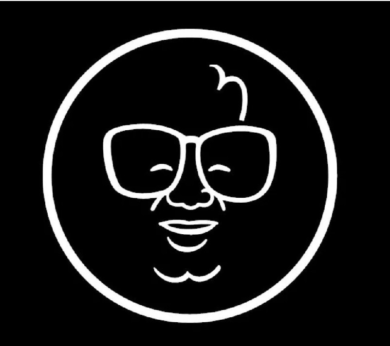 Harry Caray – Chicago Cubs Round Vinyl Die Cut Decal/Sticker Large – 4 Inches