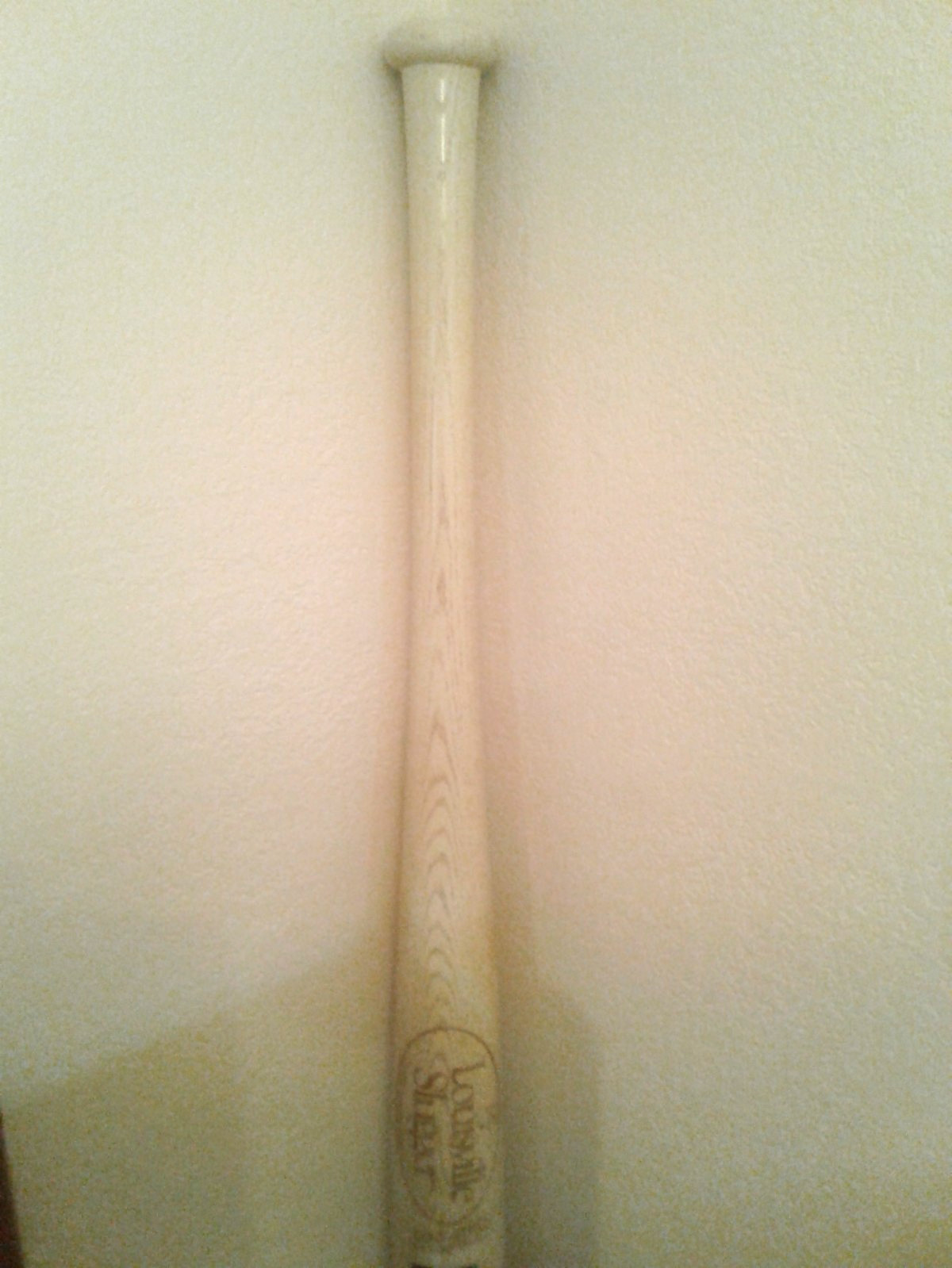 Babe Ruth Resin “Louisville Slugger Bat” FIVE (5) FEET – SIX (6) INCHES LONG