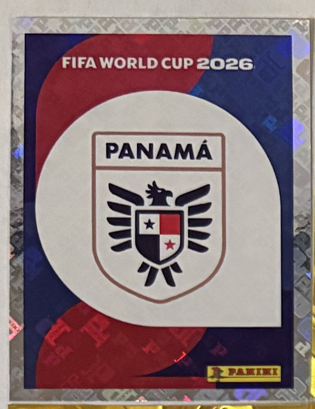 2026 Panini World Cup Sticker Rare Gold Crumple Foil Panama