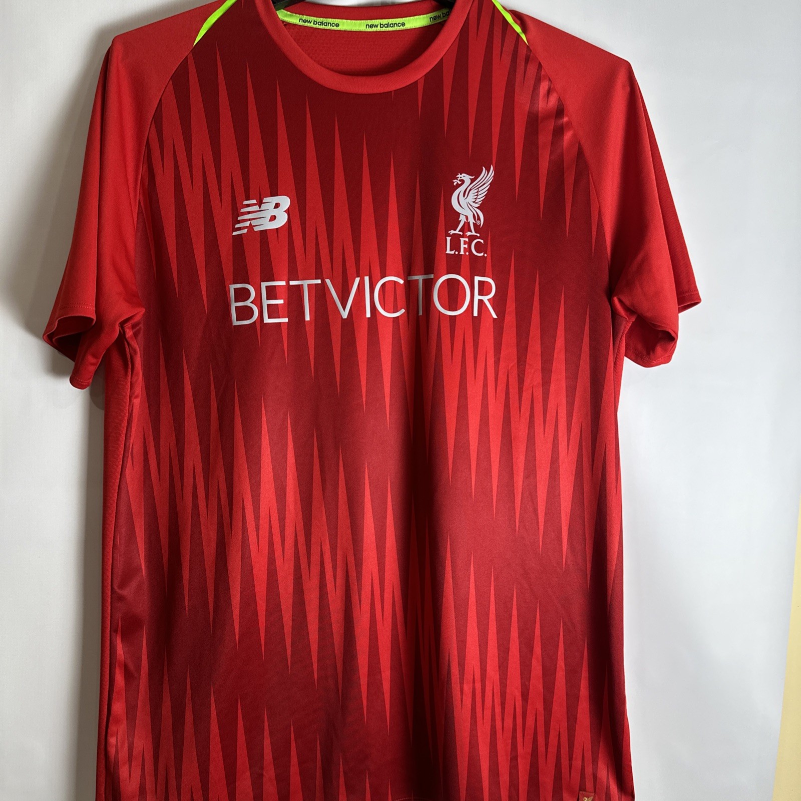 New Balance Liverpool Jersey Men’s XL 2018 Home Football Soccer Training Red Kit