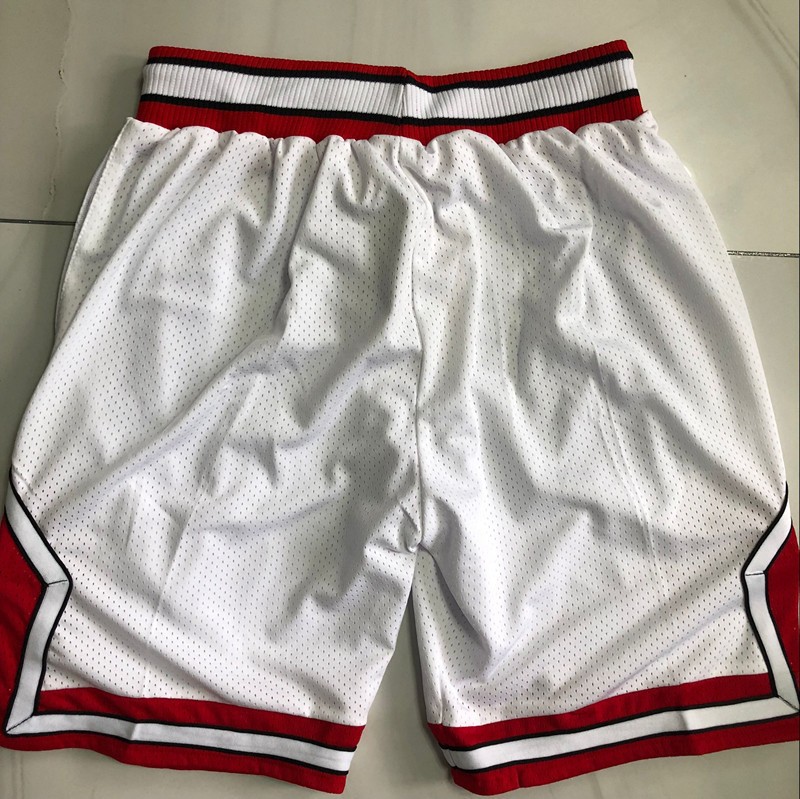 New Chicago Bulls Men Classic White Pockets stitched Shorts Size US