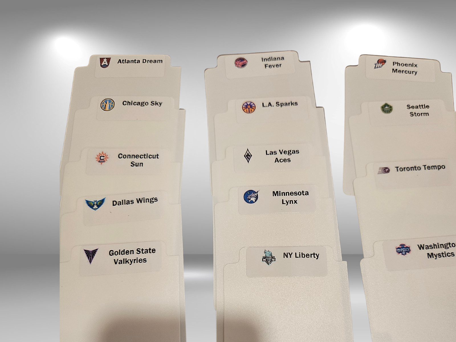 14 x Tall Sports Card Team Dividers with 14 WNBA Teams Logos