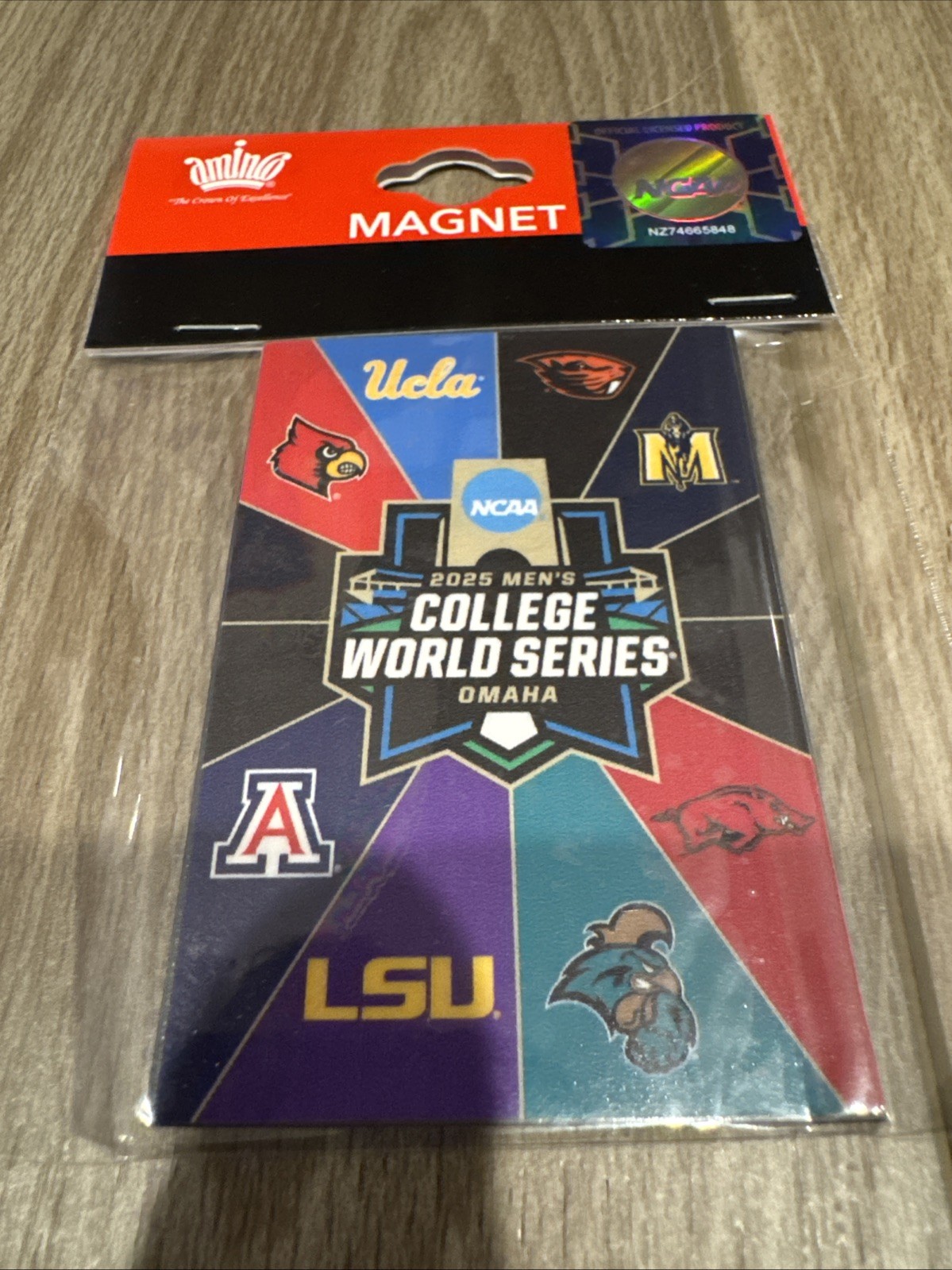2025 MENS COLLEGE WORLD SERIES CWS MAGNET UCLA OREGON LSU ARKANSAS LOUISVILLE 🔥