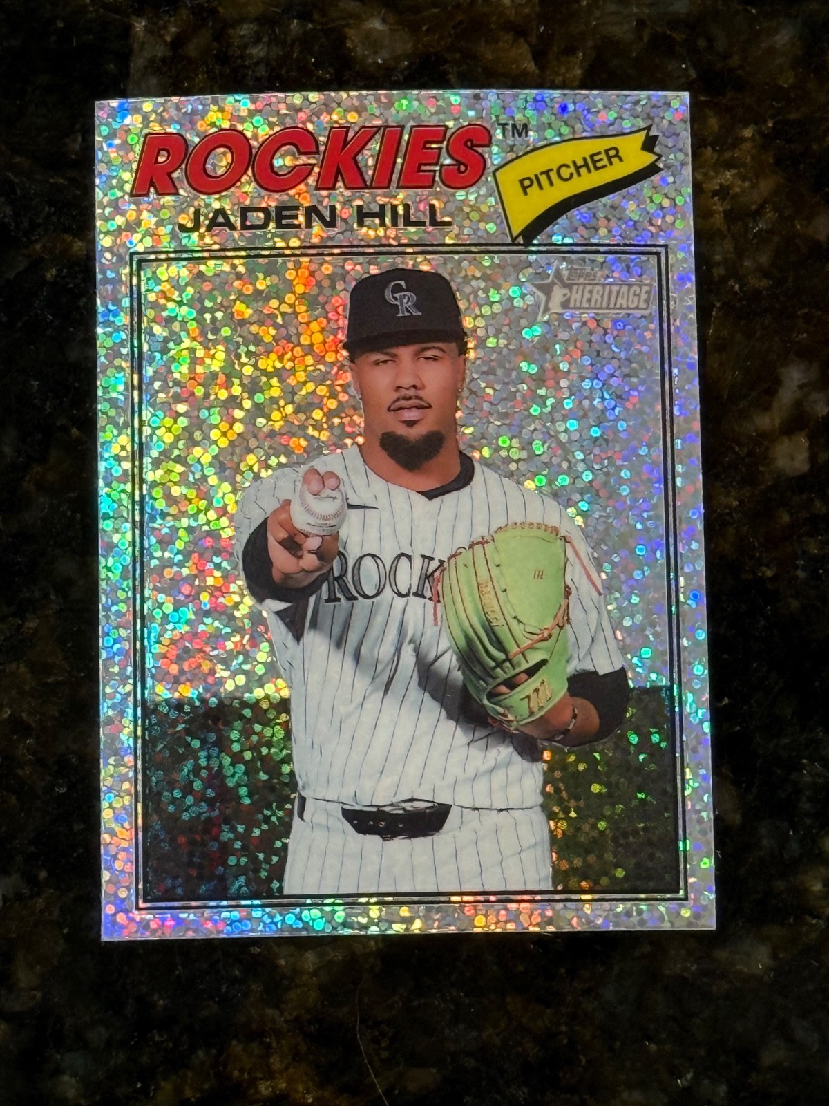 2026 TOPPS HERITAGE BASEBALL – Silver Sparkle Short Print SP and Base