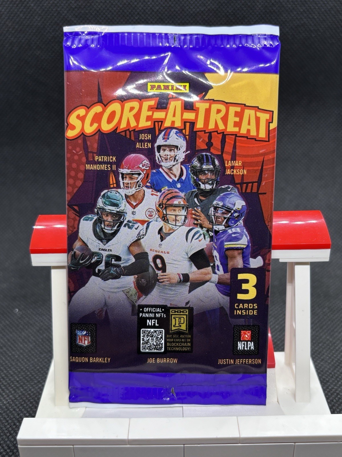 2025 Panini NFL Score Football Halloween Sealed Pack – Score-A-Treat