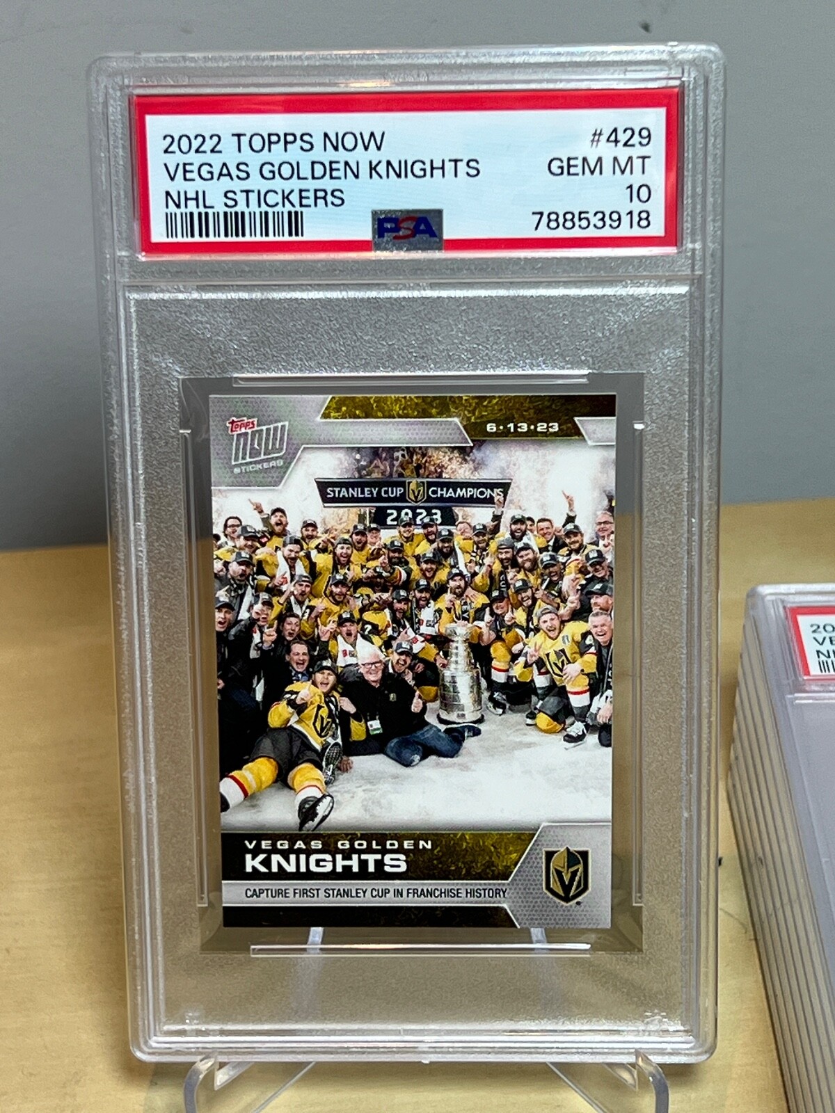 VEGAS GOLDEN KNIGHTS * PSA 10 * STANLEY CUP TEAM PIC 2022-23 TOPPS NOW #429 NHL