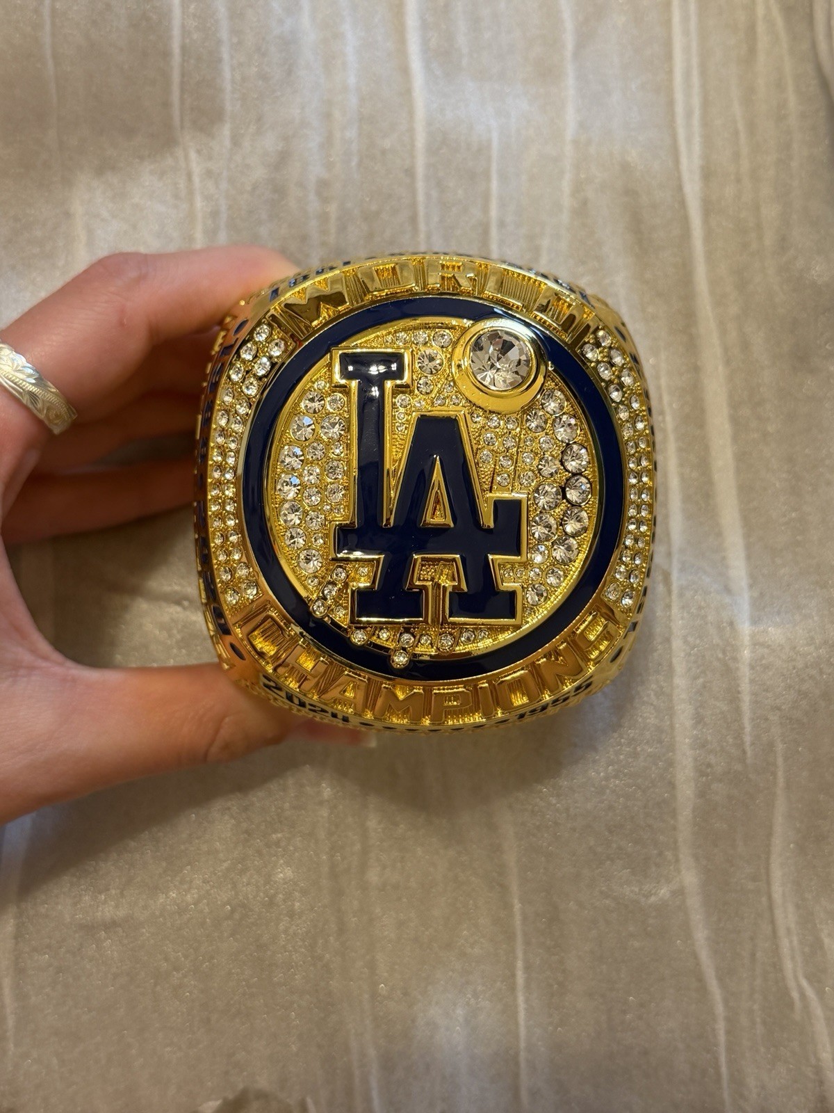 2025 LA Dodgers World Series Champion Ring Paperweight – New In Box