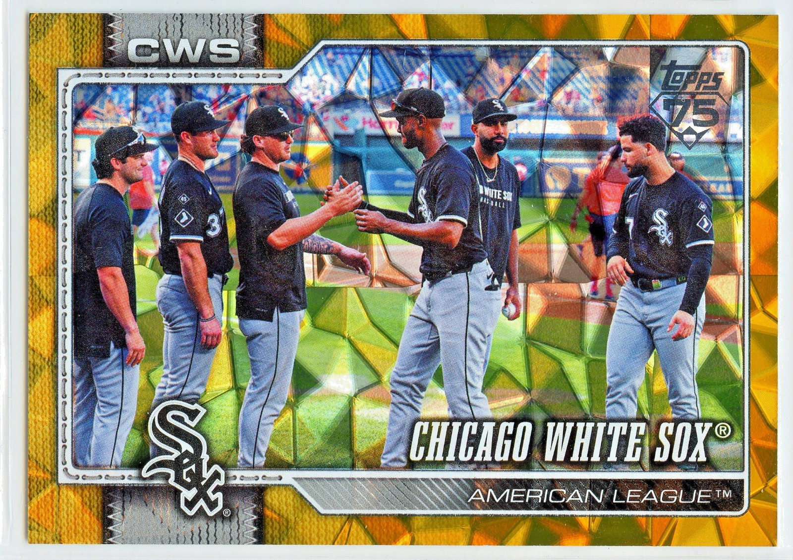 2026 Topps Series 2 Chicago White Sox Gold Diamante #’d/50 SP #661 – MLB
