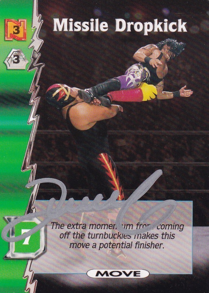 Juventud Guerrera Signed 2000 Wizards of the Coast WCW Nitro Game Card #109 WWE