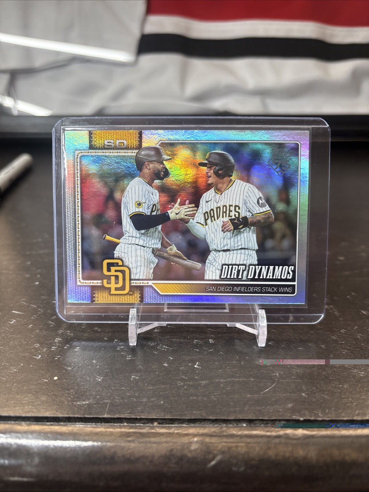 Topps 2026 Series Two – Dirt Dynamos Rainbow Foil #605 – Padres Machado/Bogaerts