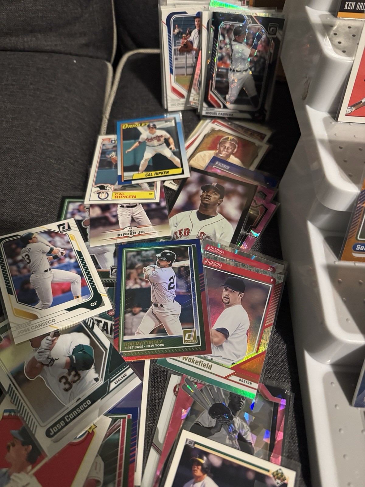 Lot of 250+ MLB Baseball Legends/Past Stars/HOF Cards – Mixed Brands – SEE LIST