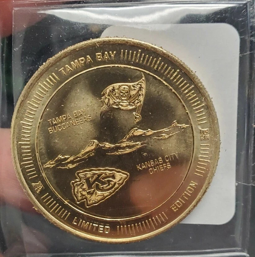 NFL Super Bowl LV 55 Official Commemorative Flip Coin Chiefs VS Buccaneers New!