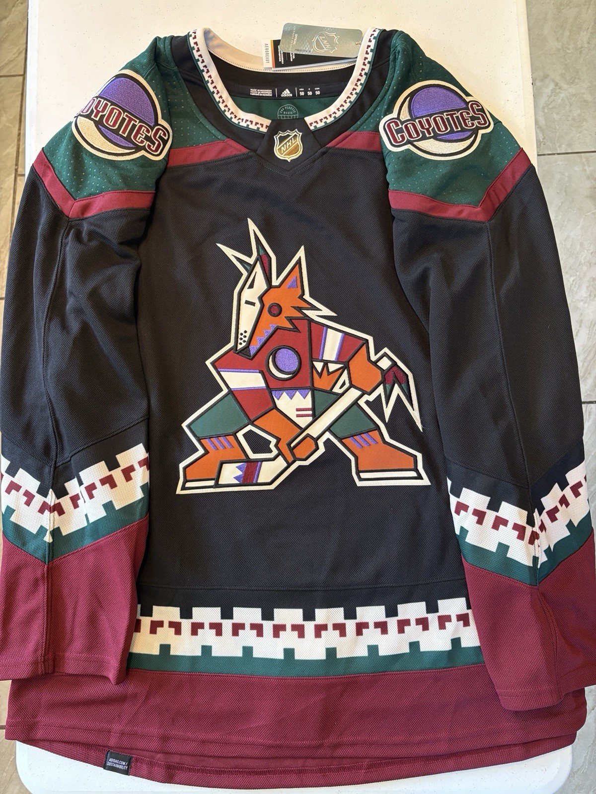 Arizona Coyotes adidas NHL Authentic Hockey Jersey Size 50 – Multicolor