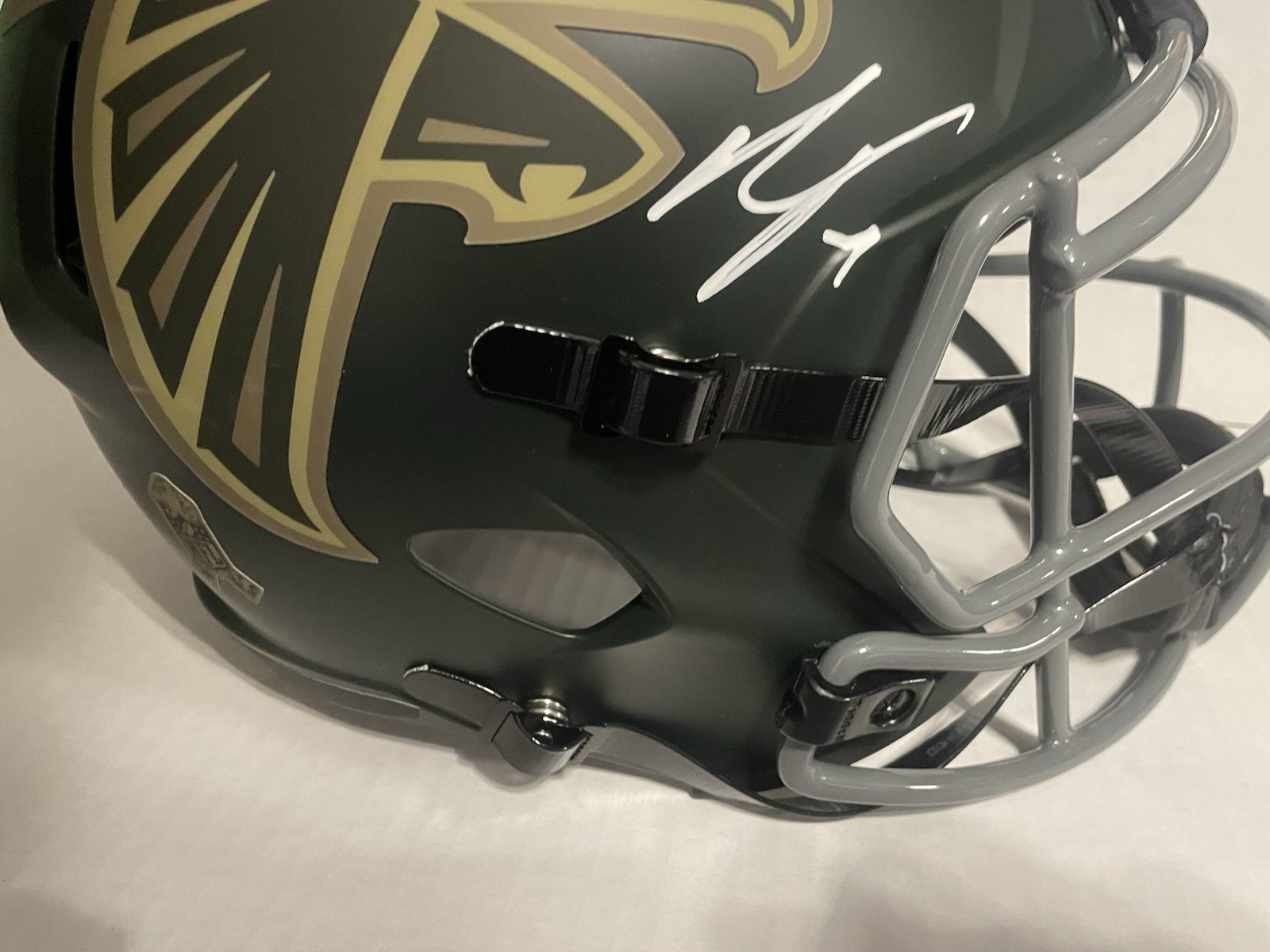 Bijan Robinson Signed Falcons Salute to Service Full Size Helmet BAS