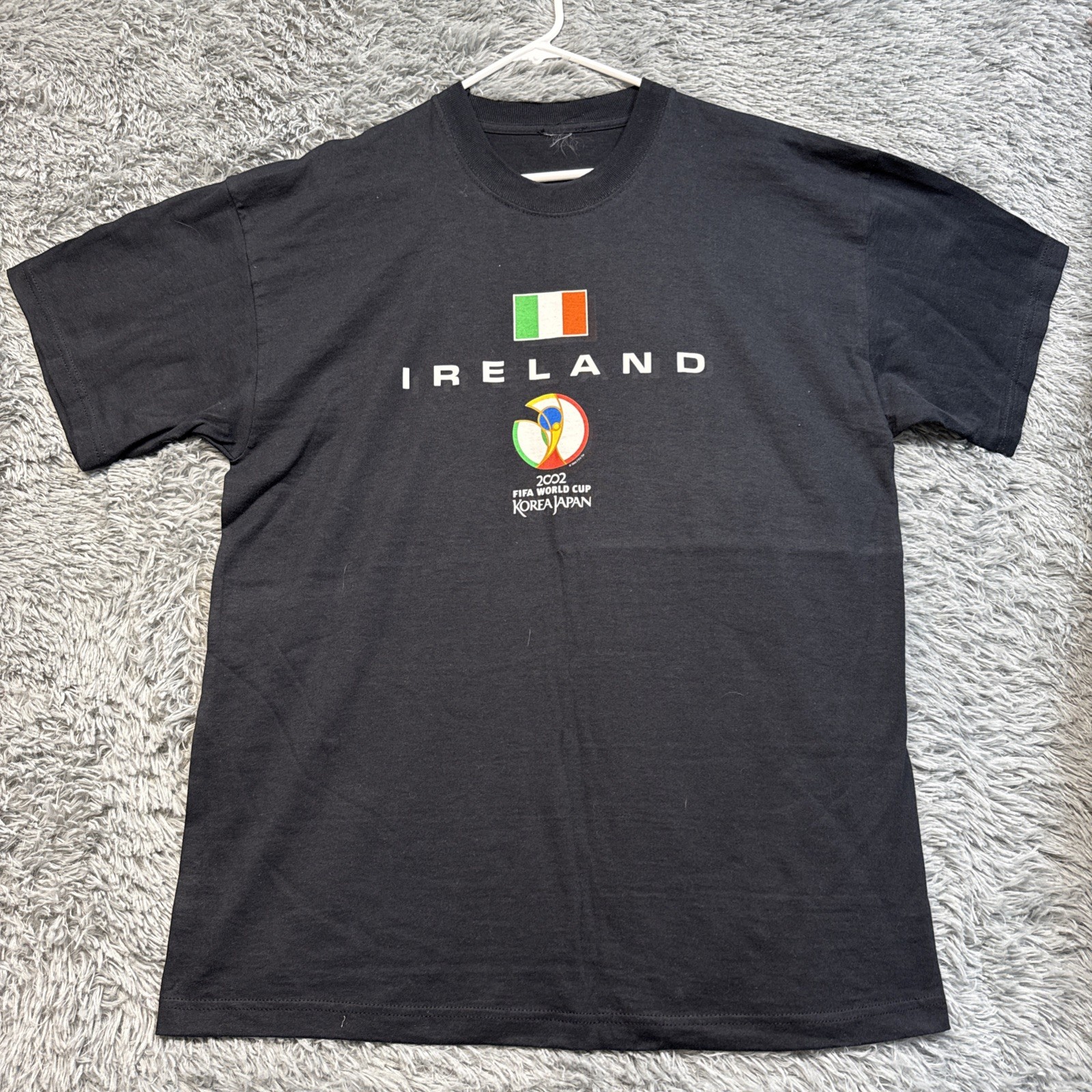 Vintage FIFA World Cup 2002 Korea Japan T Shirt Adult 23×32 Ireland Flag Black
