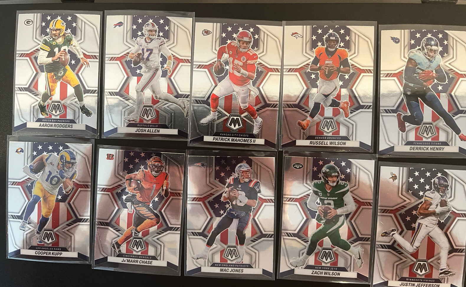 New 60% off! 2022 Panini MOSAIC Football #251-400 Rookies & Stars YOU PICK!!