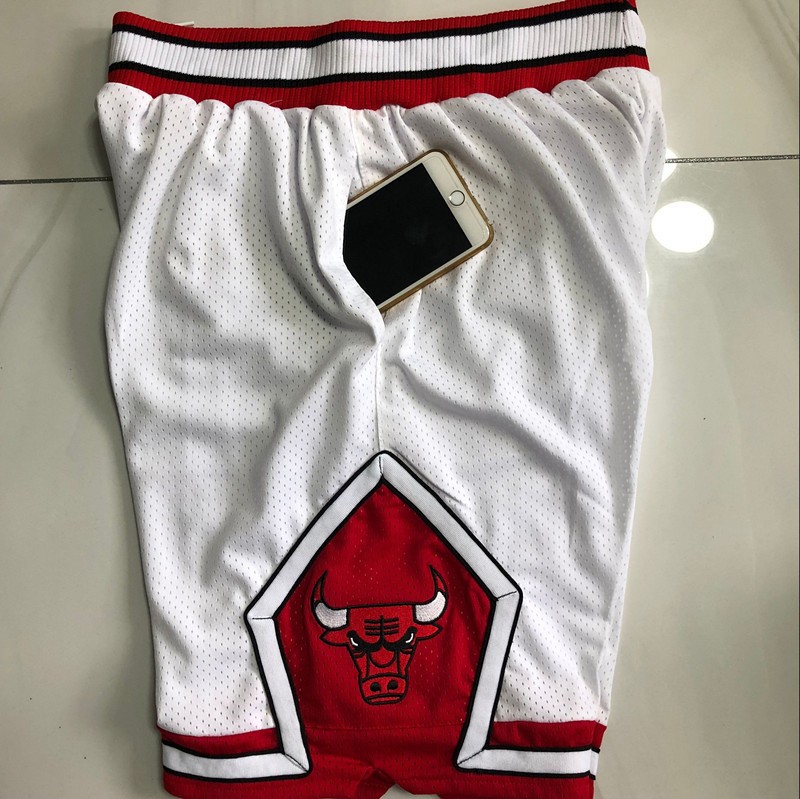 New Chicago Bulls Men Classic White Pockets stitched Shorts Size US