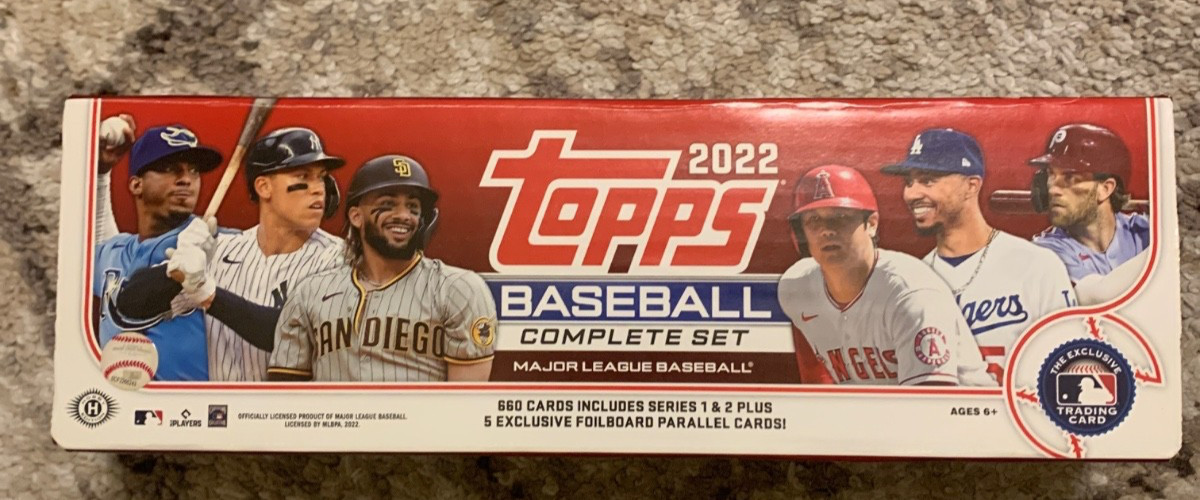 Topps 2022 Factory Hobby Box – 665 Cards