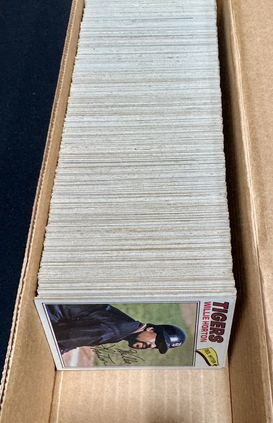1977 Topps Baseball Cards 1-300 (EX-NM) – You Pick – Complete Your Set