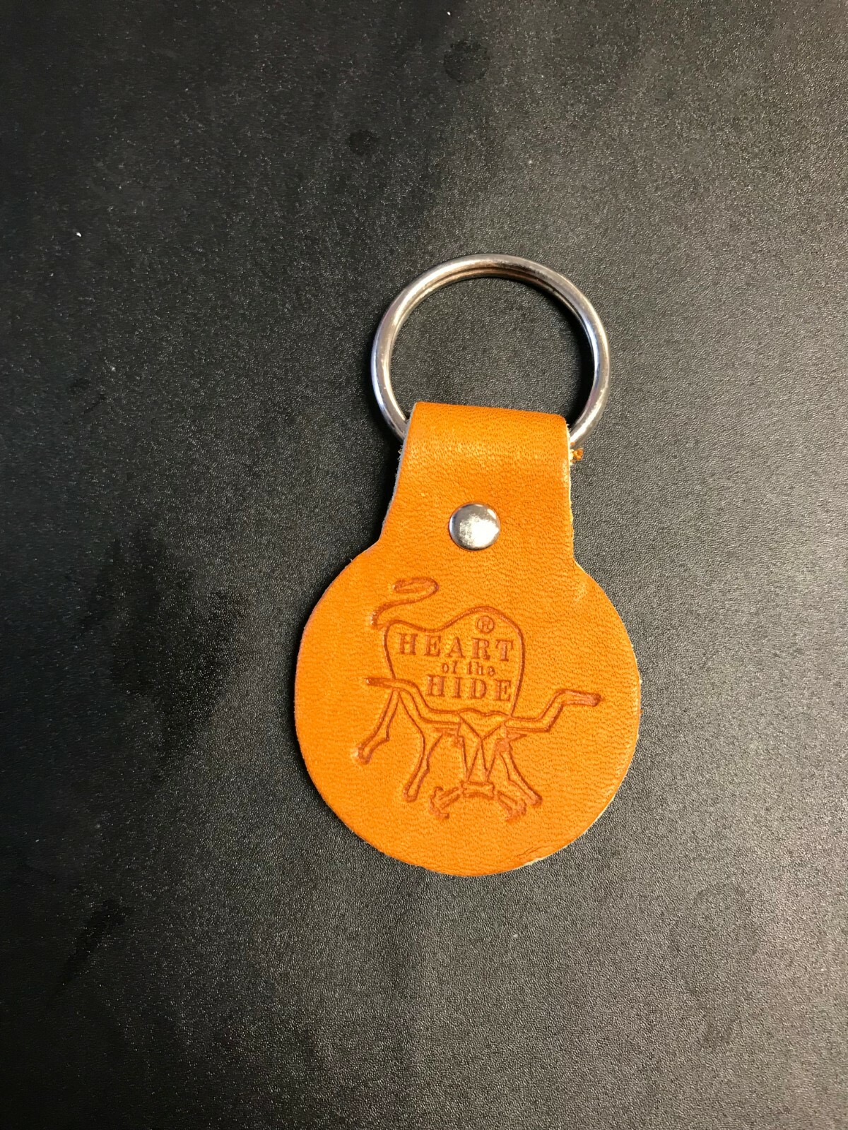 Rawlings Heart of the Hide Leather Keychain – Dark Tan