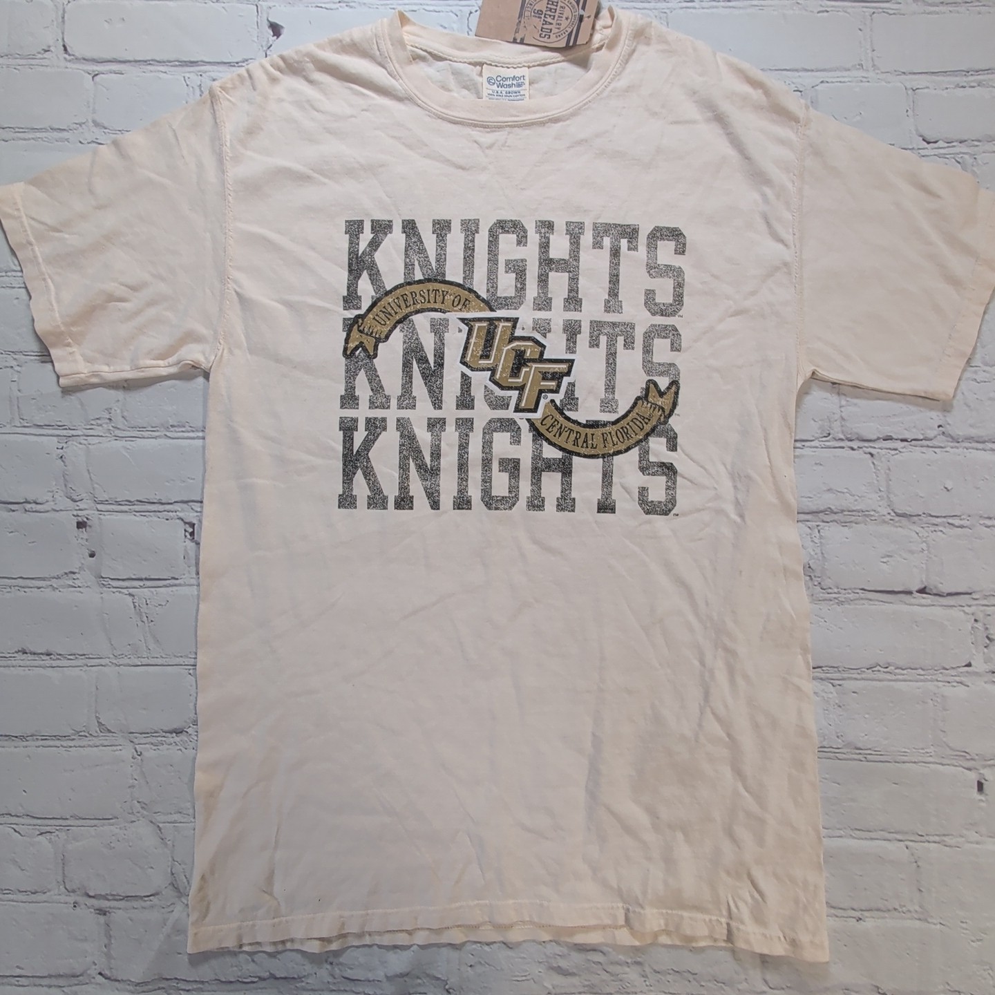 NEW Mens Medium NCAA UCF Knights T-Shirt 100% Cotton Classic Fit Tee