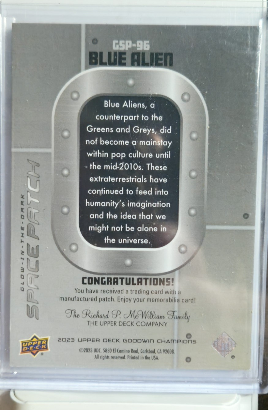 2023 Upper Deck Goodwin Champions Glow in the Dark Space Blue Alien Patch 1g8z