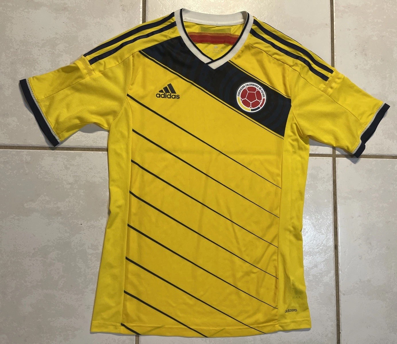 ADIDAS ADIZERO Colombia National Team 2014 Home Jersey Men’s Medium G85376