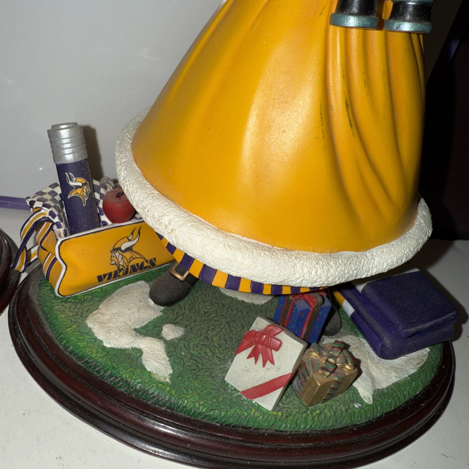 MINNESOTA VIKINGS NFL 2000 Danbury Mint Lot of 3 Santa Claus Mrs Claus Snowman
