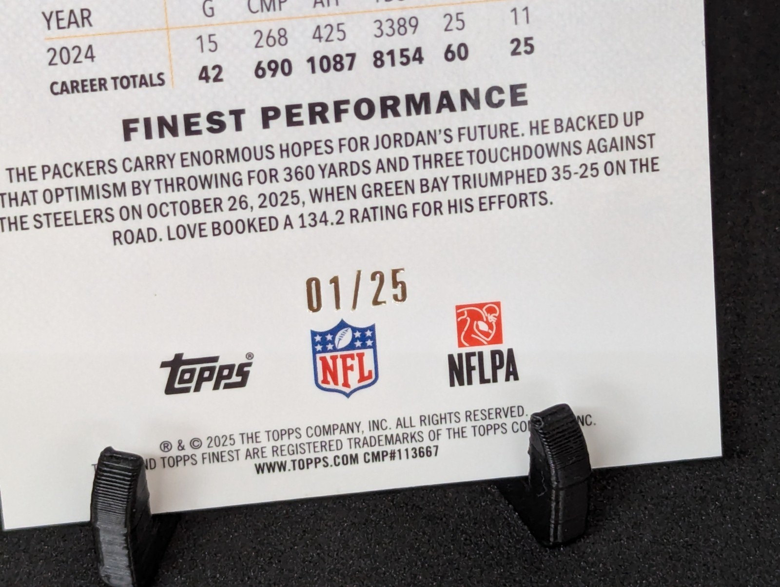 Jordan Love 2025 Topps Finest #132Gold Geometric Protective Cover #01/25 Packers