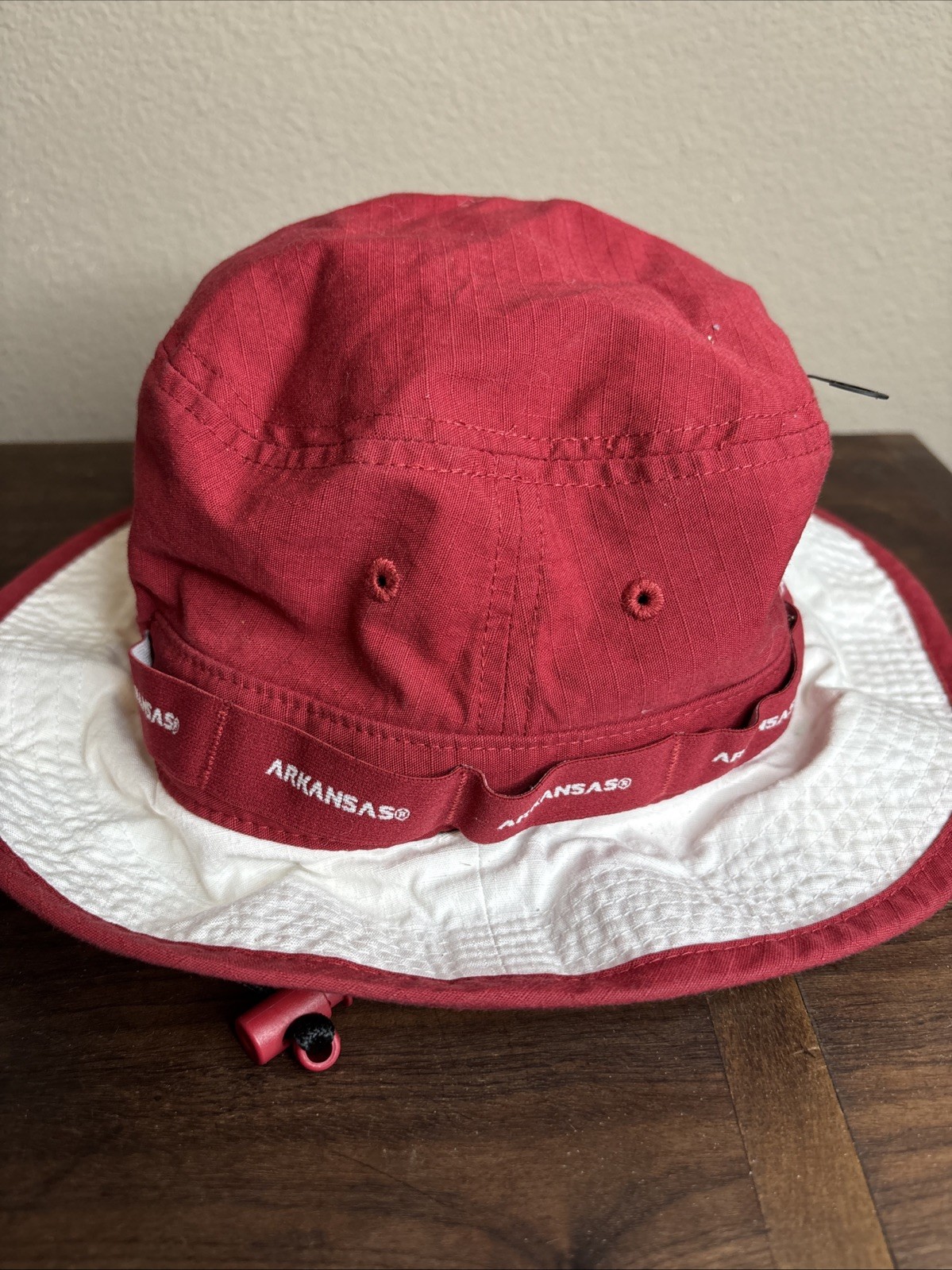 Nike Unisex Adult Dri-Fit Arkansas Razorbacks Apex Bucket Hat Red/White Size M