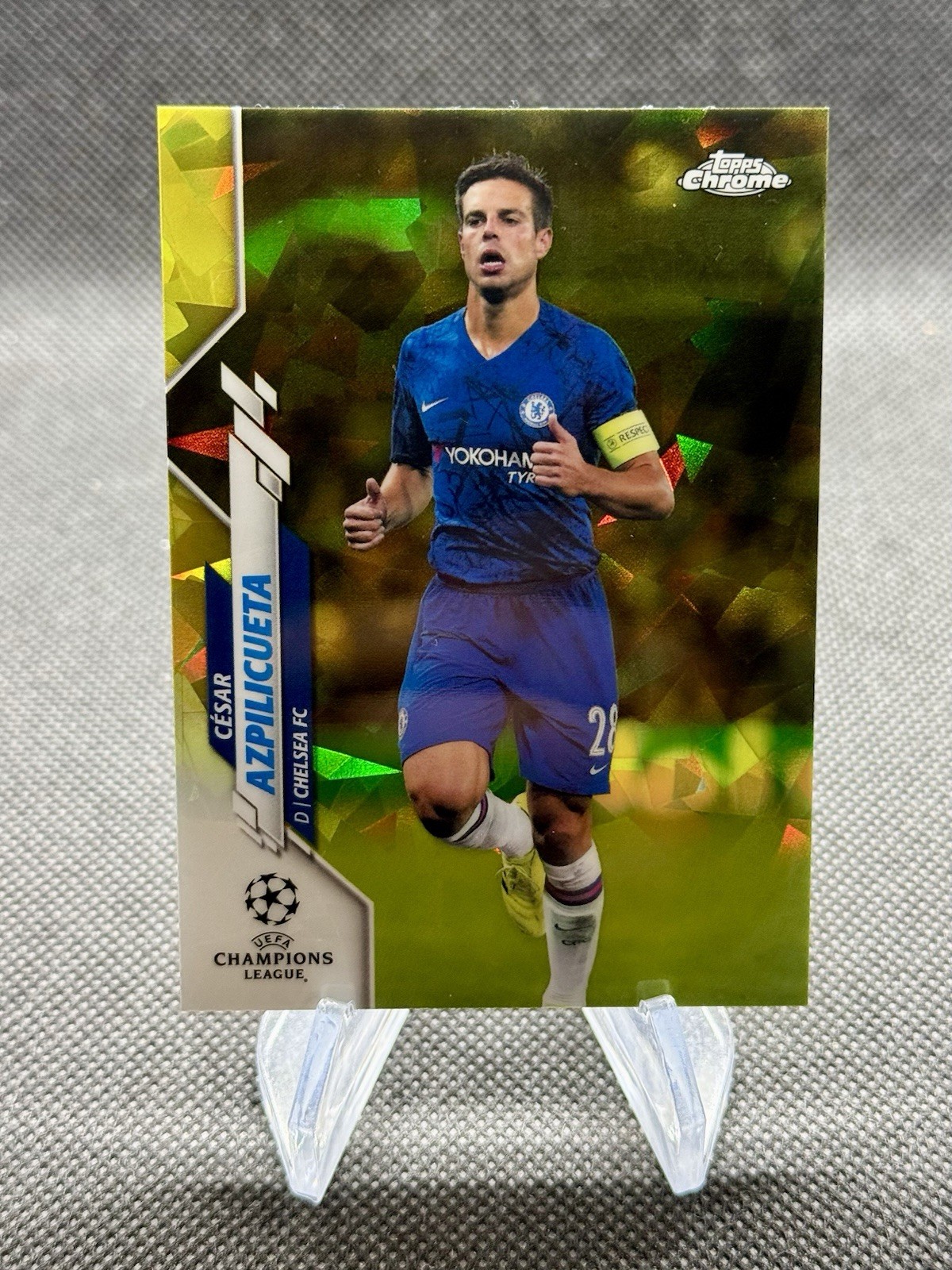 2019-20 Chrome UEFA Champions League Sapphire Yellow /99 Cesar Azpilicueta #37