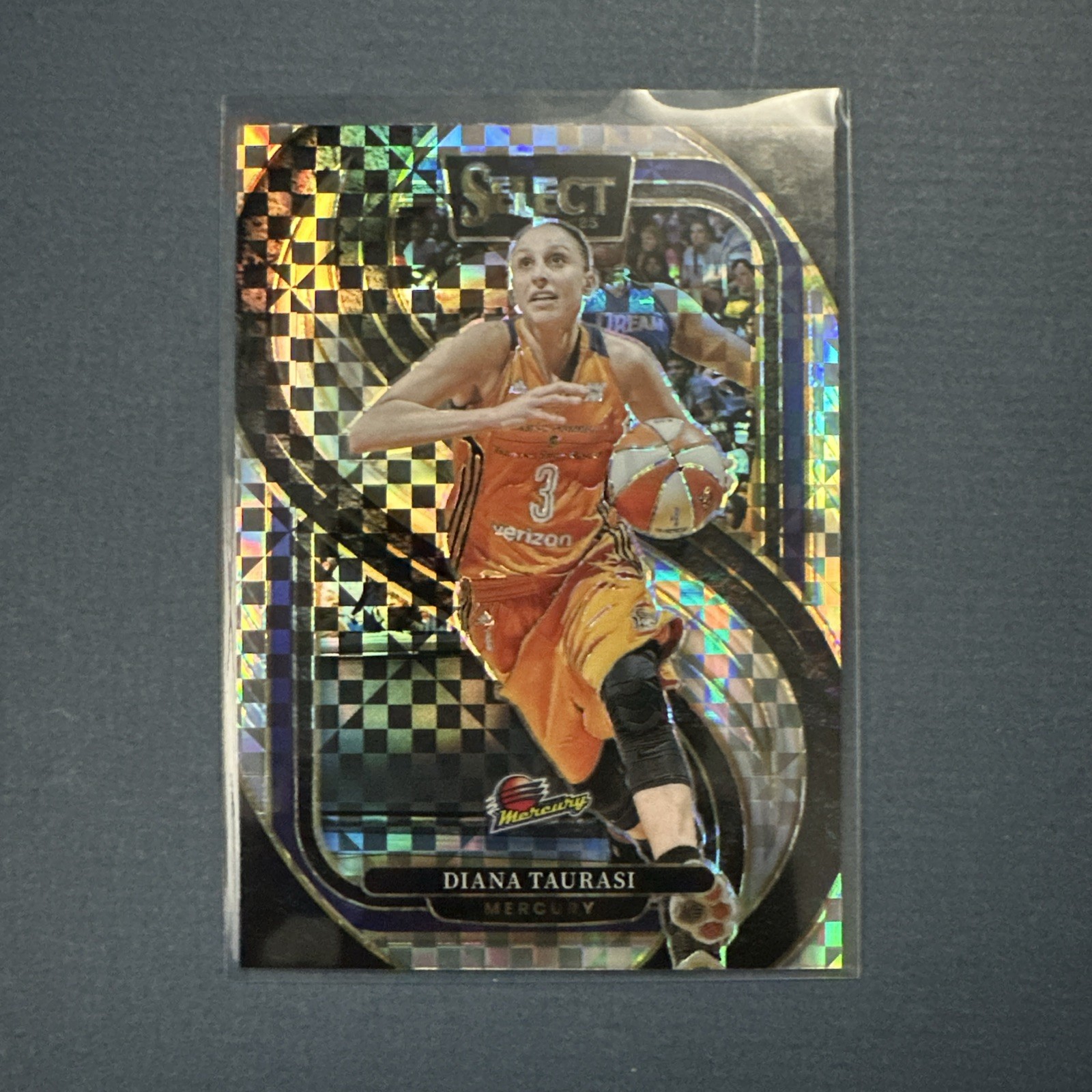 2025 Select Prizm WNBA Diana Taurasi SSP Checkerboard Mercury Case Hit Premier